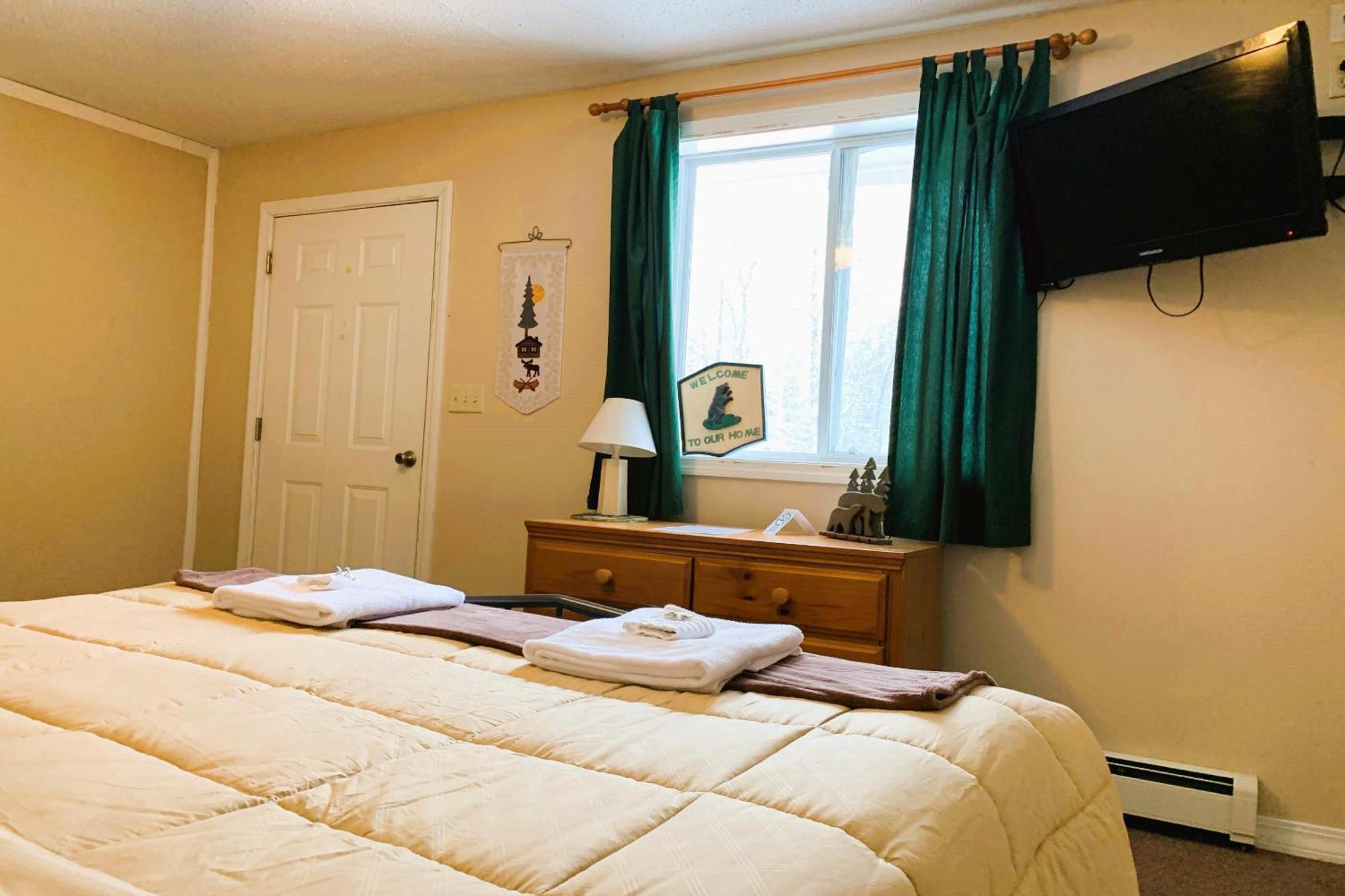 Love Hotels St John River By Oyo At Fort Kent Me Saint John Plantation Zewnętrze zdjęcie