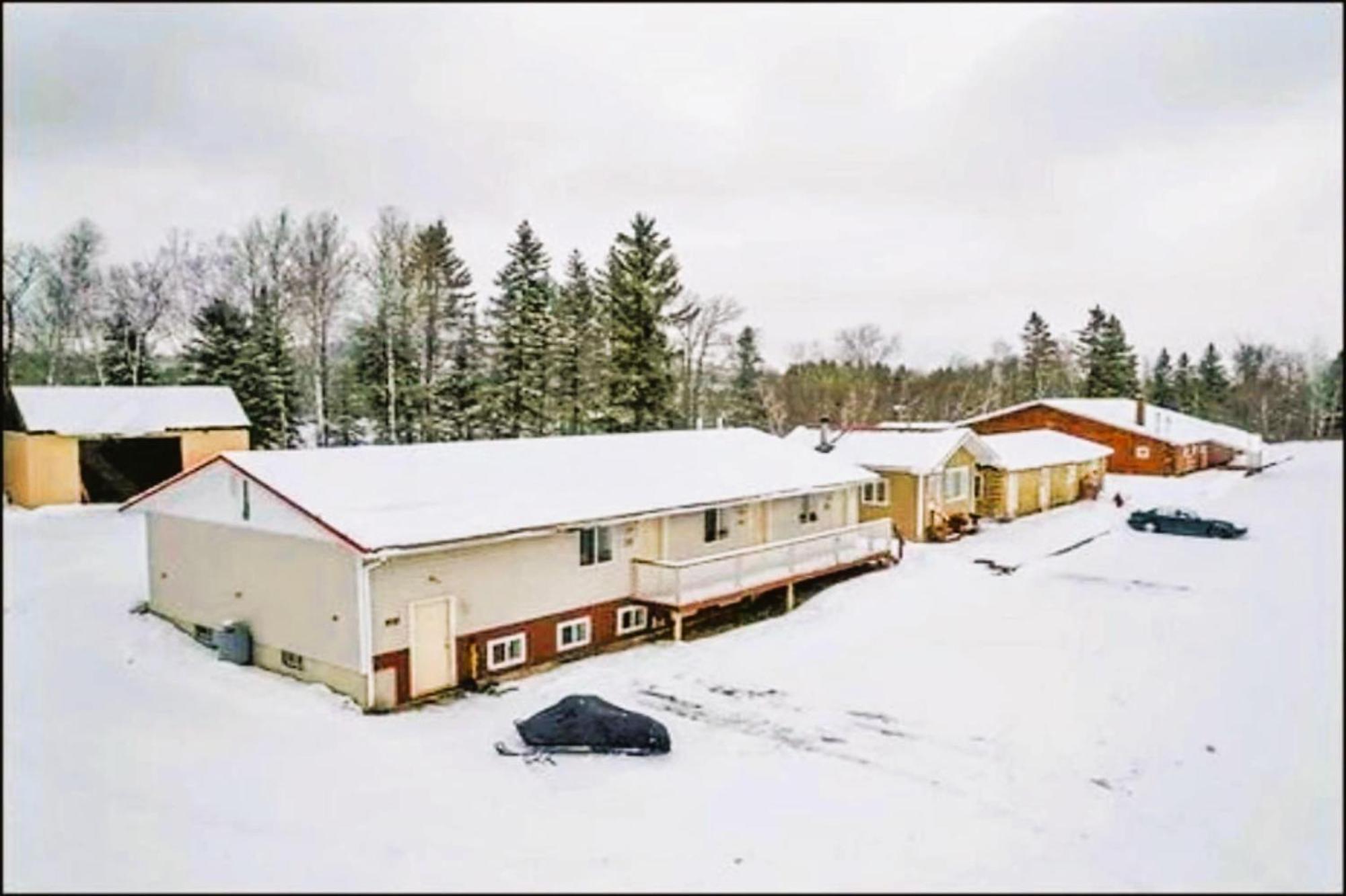 Love Hotels St John River By Oyo At Fort Kent Me Saint John Plantation Zewnętrze zdjęcie