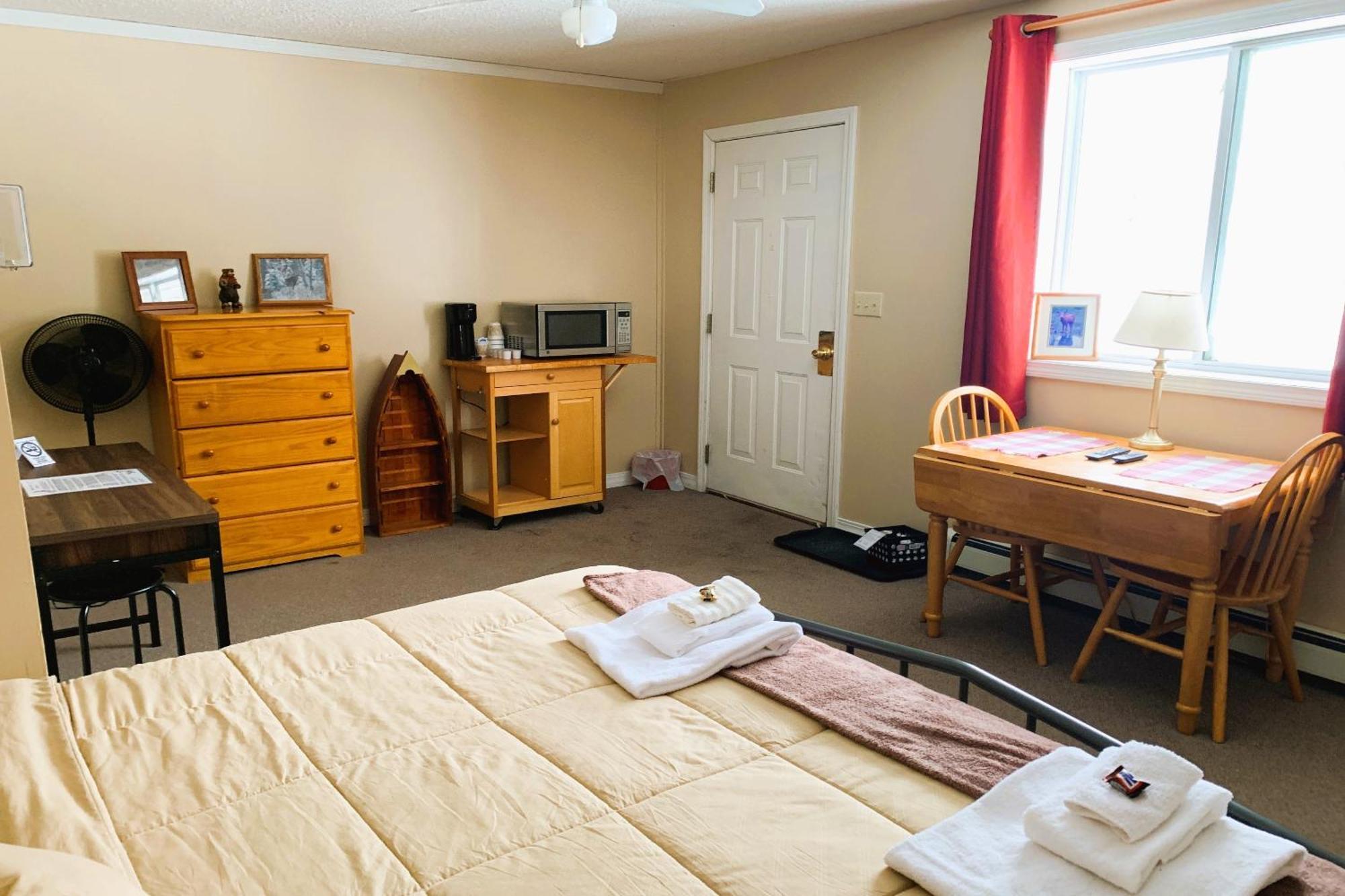 Love Hotels St John River By Oyo At Fort Kent Me Saint John Plantation Zewnętrze zdjęcie