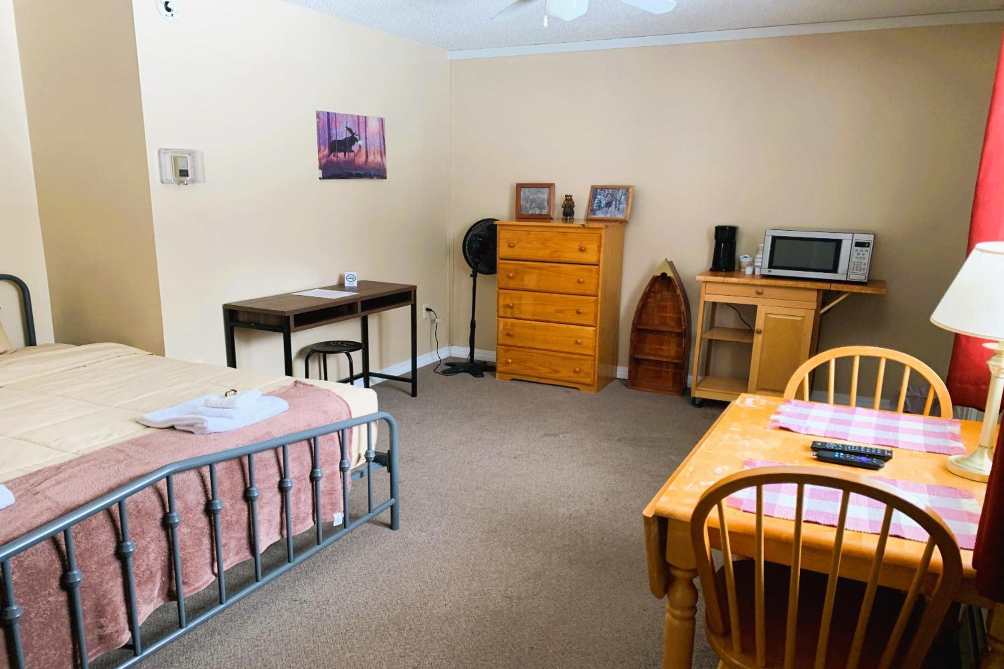 Love Hotels St John River By Oyo At Fort Kent Me Saint John Plantation Zewnętrze zdjęcie