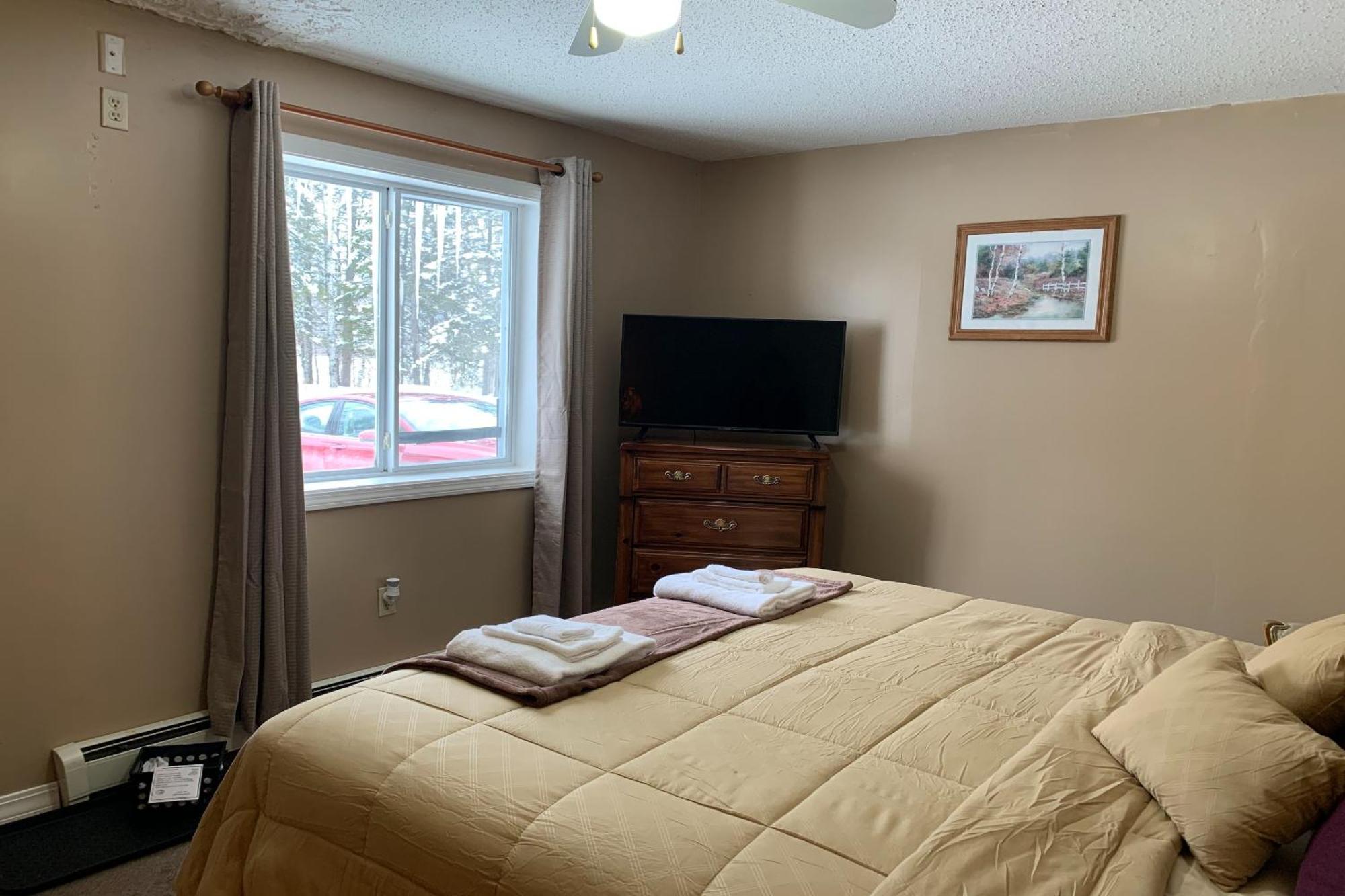Love Hotels St John River By Oyo At Fort Kent Me Saint John Plantation Zewnętrze zdjęcie