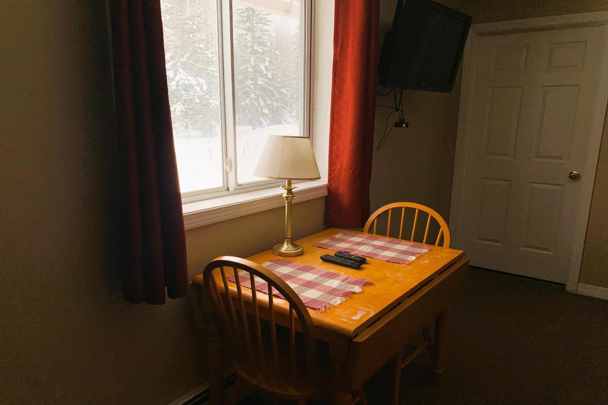 Love Hotels St John River By Oyo At Fort Kent Me Saint John Plantation Zewnętrze zdjęcie