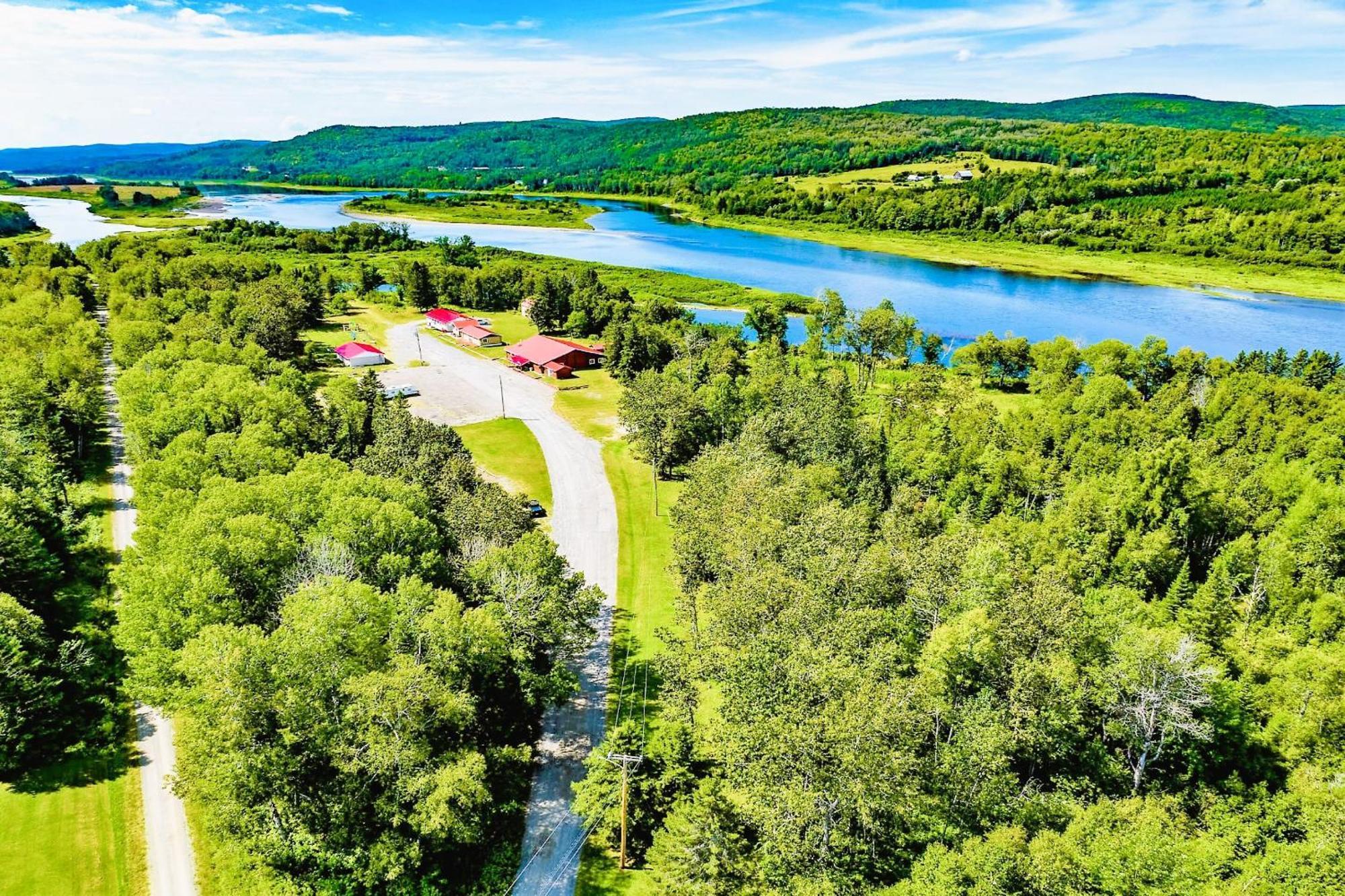 Love Hotels St John River By Oyo At Fort Kent Me Saint John Plantation Zewnętrze zdjęcie